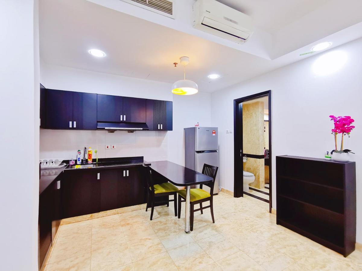 【Amazing】Pool View 2Br Suite @ Pulai Springs Resort Skudai Bagian luar foto