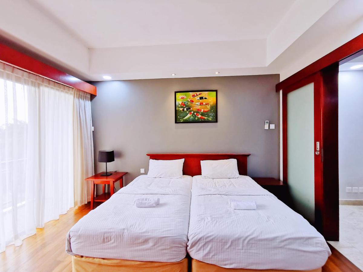 【Amazing】Pool View 2Br Suite @ Pulai Springs Resort Skudai Bagian luar foto